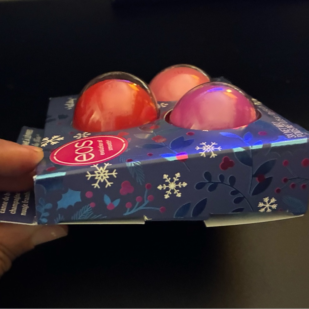 EOS Holiday Lip Balm Set - Red, Pink, Raspberry - Picture 4 of 6